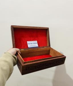 Caja de Madera Rectangular Ecológica para Guardar Joyas y Regalos, Interior Suave para Artículos Delicados, Decoración de Mesa para Navidad y Año Nuevo Chino - Product Image 5