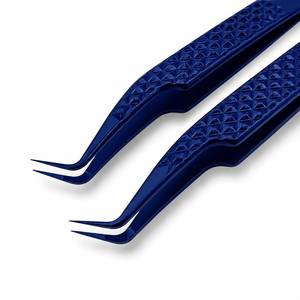 แหนบตัดขนตา Morje Surgical Precision สีน้ำเงิน สแตนเลสสตีล ปลายเรียบ เครื่องมือแต่งหน้าระดับมืออาชีพ MS-ET-0007 ขนาด 10 มม. - Product Image 3