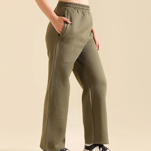 Pantalones deportivos personalizados para mujer, 100% algodón, pantalones de chándal cómodos para fitness y deporte. - Product Image 4