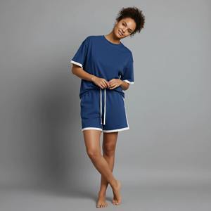 Nouvel ensemble deux pièces pour femme été 2025 : haut et short en coton 100 % respirant, coupe droite, manches longues, boutonné, couleur unie - Product Image 5