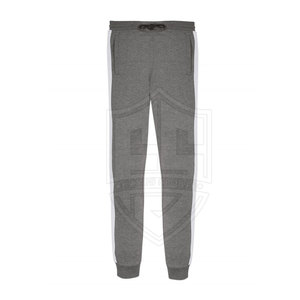 Conjunto deportivo de dos piezas para hombre, ajuste cómodo, ideal para entrenamiento en el gimnasio y uso diario informal. - Product Image 2