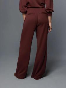 High Quality Women Cotton <b>Sweatpants</b> & Loose Trousers Winter Baggy Style OEM <b>Wholesale</b> Custom Color & Design Available - Product Image 4