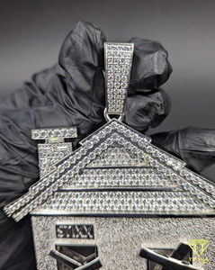 Colgante Personalizado con Forma de Casa 3D con Diamantes Cultivados en Laboratorio VVS en Plata de Ley 925, Joyería Hip Hop - Product Image 2