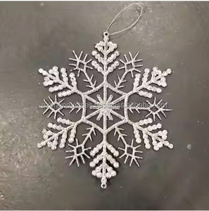 Adornos navideños de metal hechos a mano y atractivos copos de nieve, adornos navideños personalizados - Product Image 3
