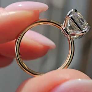 Anillo de Compromiso con Diamante Cultivado en Laboratorio, Corte Esmeralda de 5 Quilates, Certificado IGI, Anillo de Novia Solitario en Oro de Dos Tonos - Product Image 5