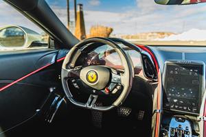 Véhicules d'occasion modernes Ferrari Roma 2024 disponibles pour achat en gros - Product Image 3