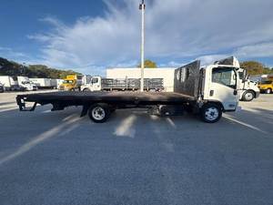 Camion tracteur diesel 6x4 haute fiabilité, véhicule utilitaire lourd pour la logistique de fret - Product Image 2