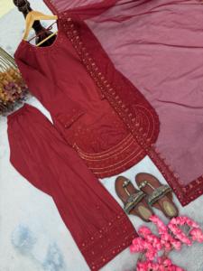 Última Moda en Ropa Femenina: Salwar Kameez Bordado para Bodas y Festivales, Traje de la India - Product Image 6