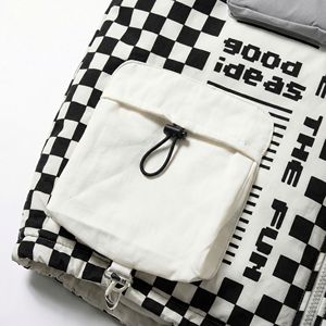 Chaleco Gráfico Elegante |   Chaleco Utilitario Unisex con Estampado a Cuadros |   Moda de Exterior a la Moda - Product Image 4