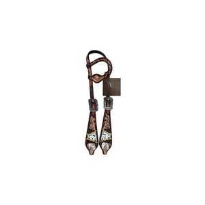 Conjunto de cabezada de una oreja y pechera para caballo Western, de cuero marrón oscuro, con grabado a mano y adornos de cristal, para rodeo. - Product Image 3