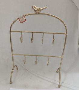 Support à bijoux en laiton avec design orné et plateau pour la décoration de chambre - Product Image 4