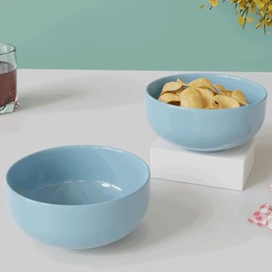Bol en céramique bleu moderne, surface lisse et brillante, design contemporain profond, qualité durable et alimentaire, parfait pour les soupes et le petit-déjeuner - Product Image 2