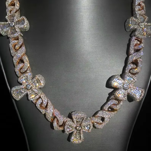 Collar con Cruz de Diamantes Moissanite Iced Out, Cadena de Plata Esterlina 925, Joyería Bling - Product Image 1