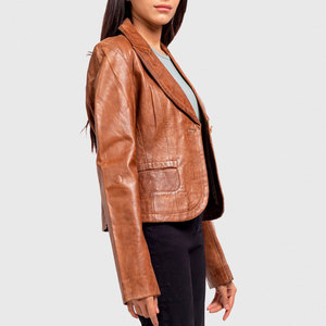 Chaqueta bomber corta de cuero genuino marrón con cuello vuelto elegante para mujer, personalizable, a la venta a precio de mayoreo. - Product Image 3