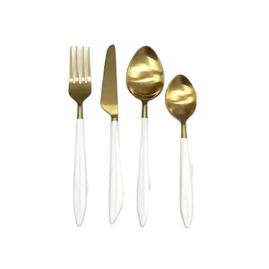 Ensemble de couverts en acier inoxydable poli miroir plaqué or avec manche blanc, ustensiles de table modernes, service de table de mariage, utilisation quotidienne - Product Image 1