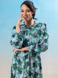 เดรสสีพื้นแขนบานทรงเอไลน์ความยาวปานกลาง ชุดเดรสทำงานสำหรับผู้หญิง แฟชั่นเดรสลายดอกไม้ทรงเอไลน์ความยาวปานกลาง ชุดเดรสคุณภาพดีที่สุด - Product Image 5