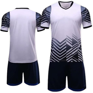 Nouveaux ensembles d'uniformes de football 100% polyester, prix d'usine, uniformes de football de haute qualité, faible MOQ, service OEM ODM, personnalisés - Product Image 1