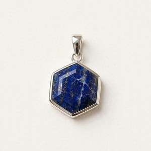 Collier Pendentif Hexagonal en Lapis Lazuli Naturel en Gros, 20MM, Finition Laiton Argent Or Or Rose, Chaîne Câble Personnalisée avec Pierre Précieuse - Product Image 5