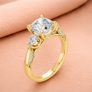 Bague de fiançailles de luxe en or massif 14K plaqué rhodium, diamant taille coussin certifié IGI, pierres latérales en forme de poire, style vintage pavé, pour mariée - Product Image 2