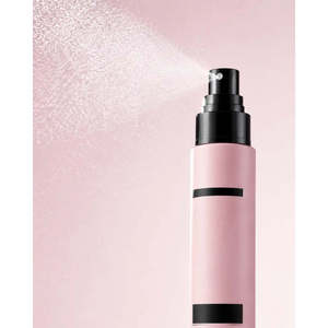 Spray fixateur de maquillage imperméable 24H à fine brume avec fini scintillant naturel - Product Image 5