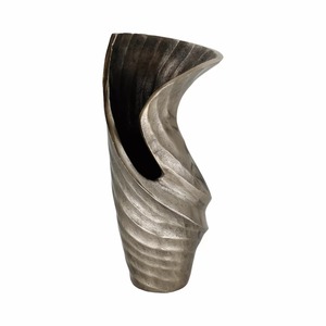 Vase mural en aluminium design industriel avec poignée, pour table, 8 pouces de long, 4,5 pouces de haut, écologique - Product Image 3