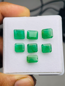 Lote de 7 Piedras Preciosas de Esmeralda Natural de Zambia, Corte Esmeralda, Certificadas por IGI, Buena Calidad, Lustre Excelente, Color Verde Perfecto para - Product Image 2