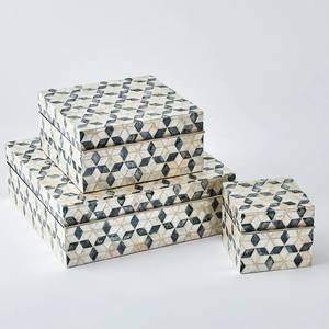 Boîtes décoratives en nacre blanches et grises pour cadeaux de mariage, Thanksgiving et événements spéciaux - Product Image 1