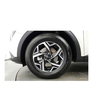 Para Kia Sportage 1.6 Turbo Gasolina 2WD Modelo Junio 2022 con 45,648 km, Asientos de Cuero, Cámara Trasera, Estándar de Emisiones Euro V - Product Image 5