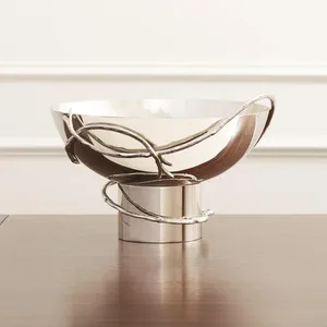 Frutero de Lujo Hecho a Mano para Regalos de Boda, Aniversario o Inauguración de Casa, Moderno Frutero Decorativo de Metal con Base Irregular - Product Image 1