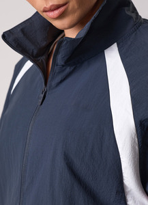 Ensemble coupe-vent colorblock pour femmes, sweat à capuche et short, vêtements de sport légers à fermeture éclair, survêtement 2 pièces, décontracté, pour la course à pied, la gym, le fitness - Product Image 3