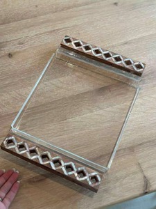 Plateau de service et de rangement multifonctionnel moderne en acrylique avec incrustation de nacre et poignée en bois pour salon et maison - Product Image 6