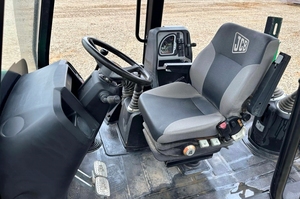 Fairly Used 3CX14 Construction Equipment Ready To Work - Product Image 6