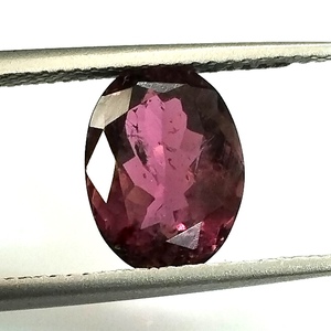 Magnifique tourmaline rose naturelle de 3,00 carats, taille ovale, facettée, non traitée, pierre précieuse en vrac de 7,7x10,2 mm pour la création de bijoux - Product Image 1