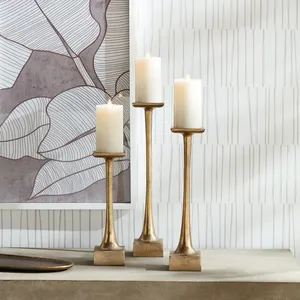Nouveau Porte-Bougie Métallique Fait Main Tendance Mondiale – Décoration Élégante pour la Maison, Centre de Table – Porte-Bougie Métallique de Luxe Fait Main, Décoration Artisanale - Product Image 3