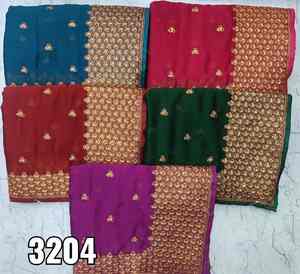 Sari en soie Rangoli avec broderie Zari en cuivre lourde et travail de pierres, blouse assortie - Vêtements indiens et pakistanais - Product Image 3