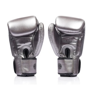 นวมชกมวยไทย Fairtex หนังวัวแท้ สำหรับฝึกซ้อม, นวมคิกบ็อกซิ่งแบบเต็มนิ้ว, นวมซานด้า MMA - Product Image 4