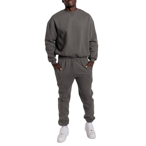 2025 personnalisé hommes coton lourd deux pièces survêtement ensemble Boxy Fit brodé conception poche hiver solide motif survêtement - Product Image 1