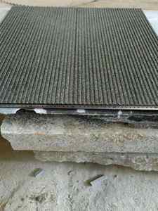 Dalles de granit durables de qualité export pour aménagement paysager, allées de jardin et applications de revêtement de sol extérieur – Disponibles à la vente - Product Image 4