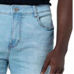 Pantalones Cortos Bermuda de Mezclilla Lavada Azul Claro para Hombre, Cintura Media, Cierre de Botones, Estilo Casual, 100% Algodón - Product Image 4