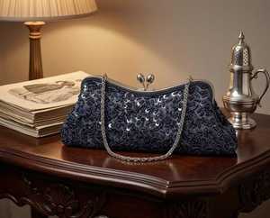 Pochette élégante en pierre brodée avec rabat, sac à bijoux de créateur pour soirée, avec bandoulière perlée et sequins brodés - Product Image 4