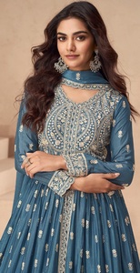 Traje Anarkali Moderno Chinon Hasta el Suelo con Bordado de Lentejuelas, Semi-Confeccionado para Bodas, Diwali y Fiestas - Product Image 5