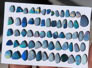 Opal Welo Au8 Doublets Bruts Iridescent Naturel 3-6mm Cabochon de Pierre Précieuse pour Bagues, Pendentifs, Enroulement de Fil et Bijoux Macramé - Product Image 4