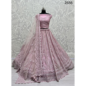 Collections de velours de vêtements de mariée indiens pour la mariée avec le travail de Zarkhan par Fabzone - Product Image 2