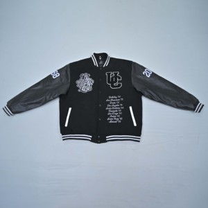 Chaqueta Varsity Negra para Hombre, Nueva, con Mangas de Cuero PU, Logotipo UC Bordado, Letras Personalizadas, Estilo Bomber, Casual de Otoño - Product Image 5