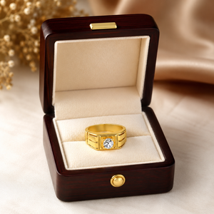 Anillo Solitario de Diamantes Reales de 0.30 TCW para Hombre |   Anillo de compromiso y aniversario de oro amarillo con corte brillante redondo y engaste de puntas, joyería fina - Product Image 3
