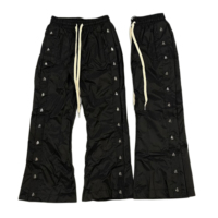 Celana Panjang Pria Model OEM High Star Side Button, Bahan Nylon Ringan Mengkilap, Kaki Lebar, Warna Hitam, Model Flare