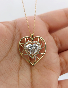 Collar con Colgante de Circonia Cúbica en Forma de Corazón, Chapado en Oro de 18K, Cadena de Aleación, Joyería Romántica para Mujer para Uso Diario - Product Image 2