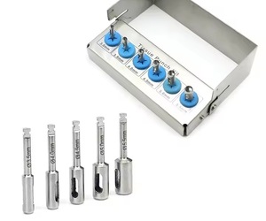 Kit de poinçonnage tissulaire dentaire pour chirurgie implantaire, instruments de poinçonnage gingival en acier inoxydable 3,5 mm-5,5 mm IRONCURE INDUSTRIES PRIVATE - Product Image 1