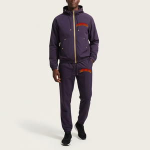 Conjunto Deportivo Personalizado con Capucha Morada para Hombre YOURBRAND, Chaqueta con Cierre Completo y Pantalones, Traje Deportivo Informal Cortavientos para Otoño - Product Image 1