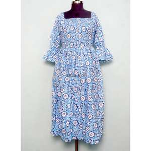 Vestido maxi de algodón 100% puro para mujer, estampado floral indio hecho a mano, manga acampanada, dulce, cómodo, informal, sencillo para la noche. - Product Image 1